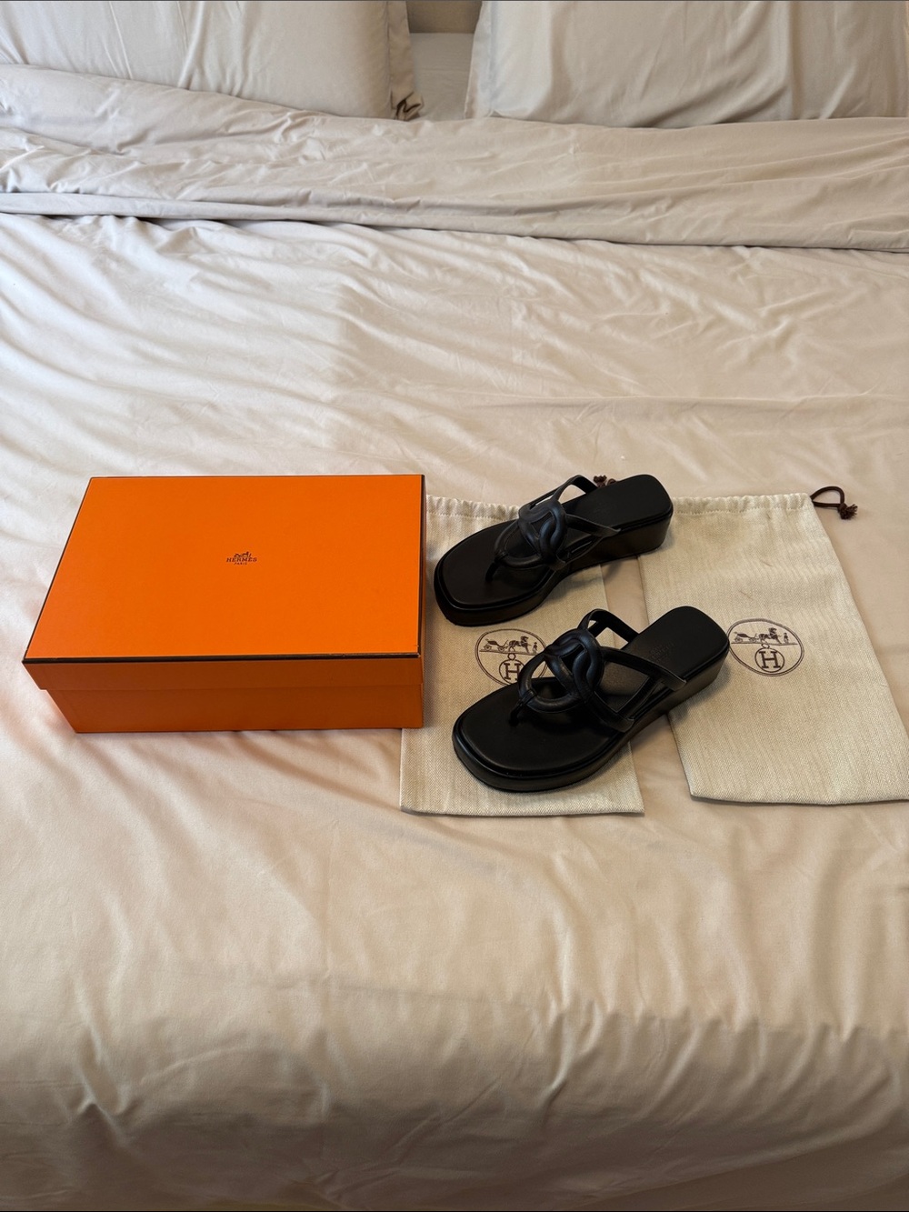 Hermes Lipari Black Leather Thong Platform Sandals - Picture 8 of 8